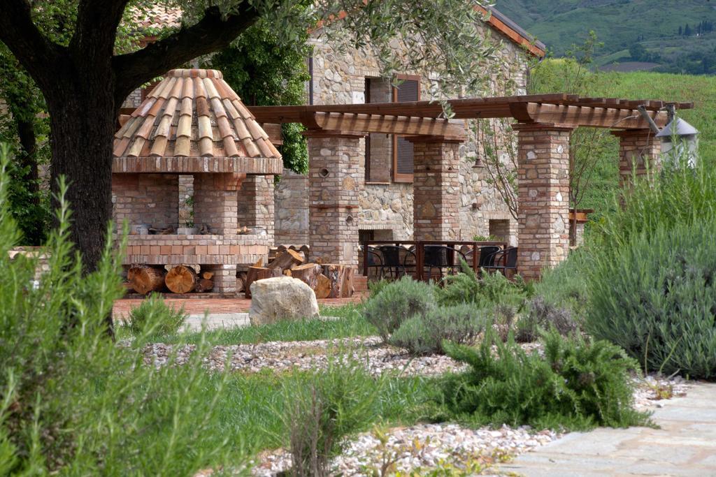 Tuscany Forever Famiglia Apartments Volterra Eksteriør bilde