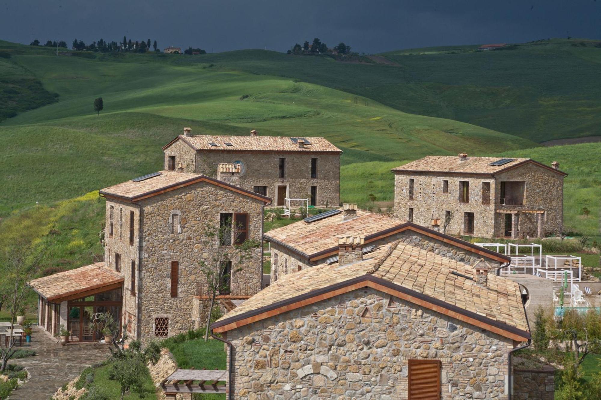 Tuscany Forever Famiglia Apartments Volterra Eksteriør bilde