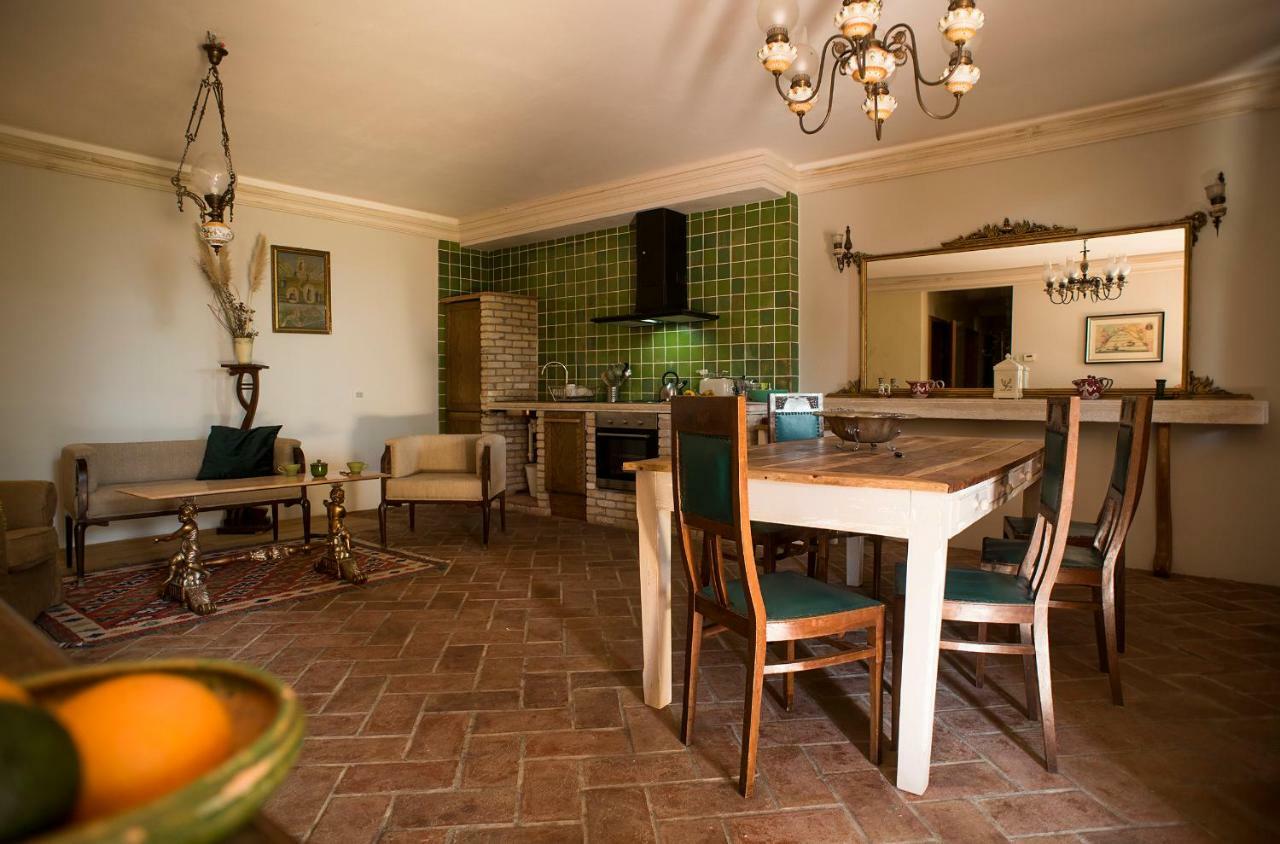 Tuscany Forever Famiglia Apartments Volterra Eksteriør bilde